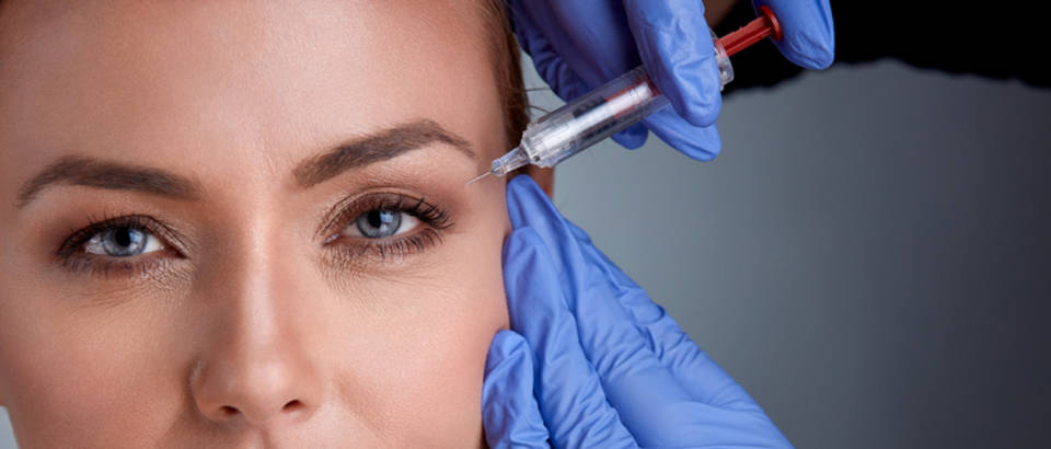 botox, Shutterstock 587762948