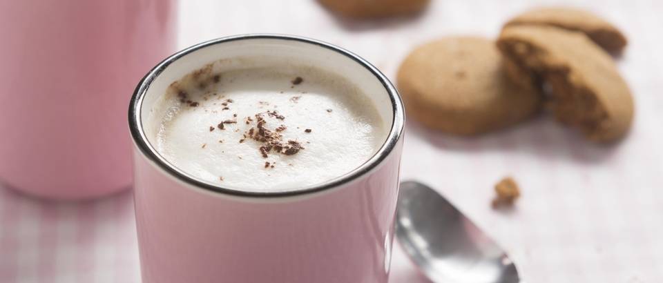 Kava cappucino shutterstock 177924644