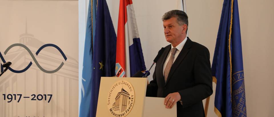 Ministar Milan Kujundžić