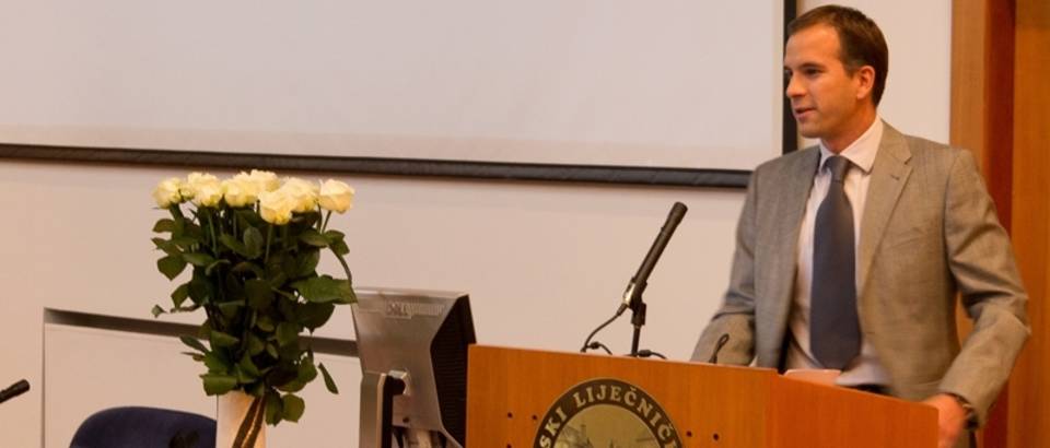 Dr. Domagoj Eljuga