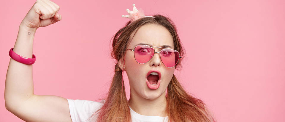 jaka zena, Shutterstock 744204826