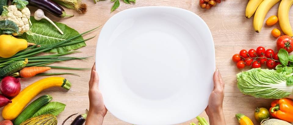 zdravi tanjur, povrce, voce, Shutterstock 375681019
