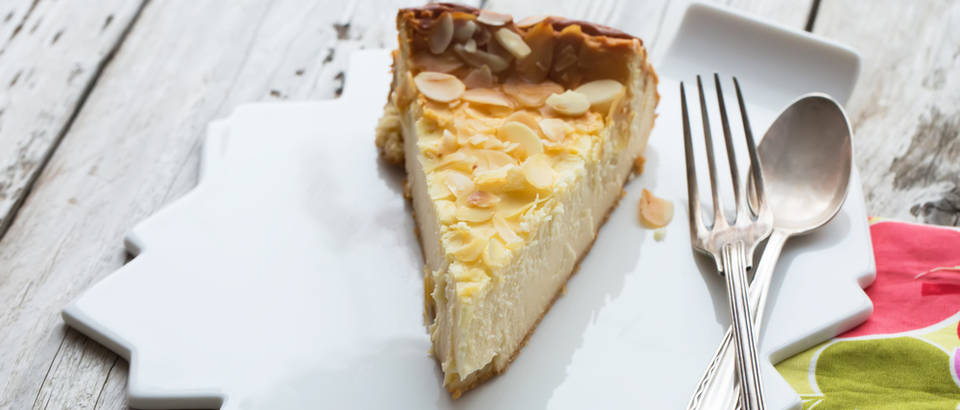 Cheesecake bademi