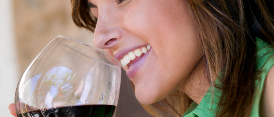 crno vino, alkohol