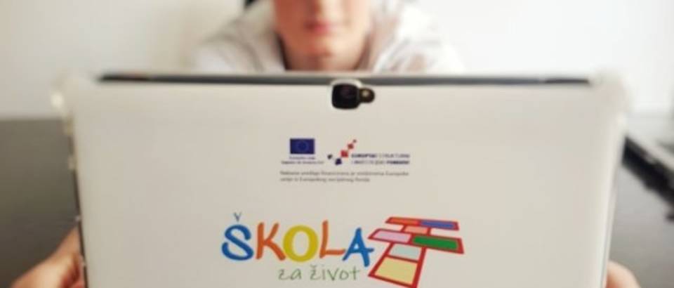 Skola