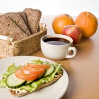 kruh-integralni-dijeta-mrsavljenje-zdrava-hrana
