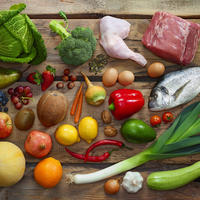 Hrana, prehrana, stol, voće, povrće, riba, meso, Shutterstock 251594866
