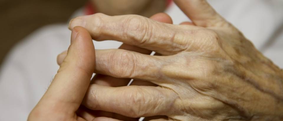 kako ublažiti bol u zglobovima s osteoporozom