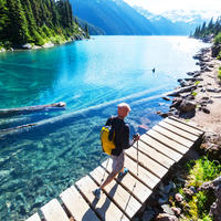 putovanje, drvo u vodi, stapovi za hodanje, Shutterstock 474726103